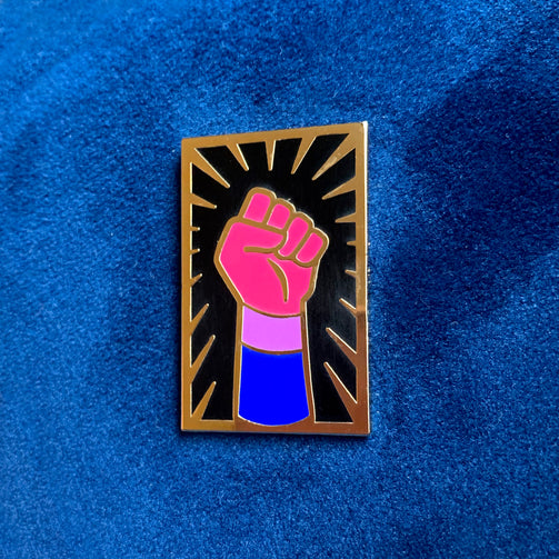 Bi Resist Fist pin - GAYPIN'