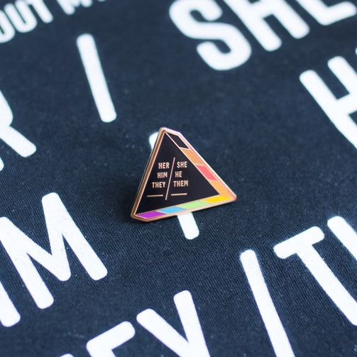 Pronouns pin - GAYPIN'