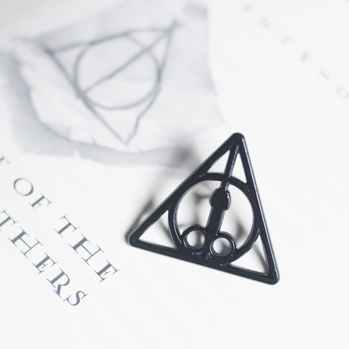 Dickly Hallows pin - GAYPIN'