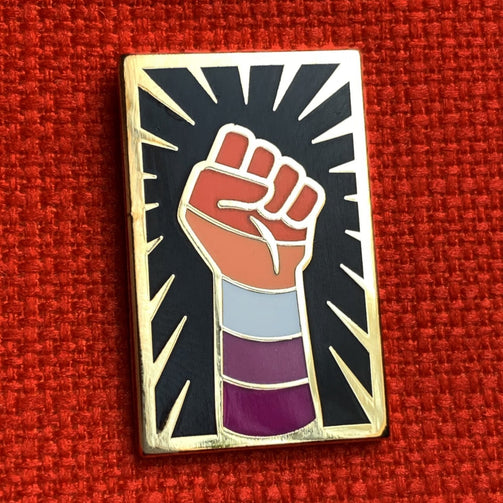 Lesbian Resist Fist pin - GAYPIN'